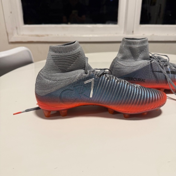 CR7 x Mercurial SuperFly 5 FG 'Metallic Hematite' (2018) - Picture 2 of 8